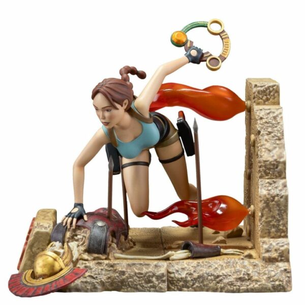 Dark Horse Tomb Raider 1996 Lara Croft Classic Era